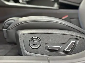 AUDI RS6 Avant quattro performance - LIVRARE RAPIDA!