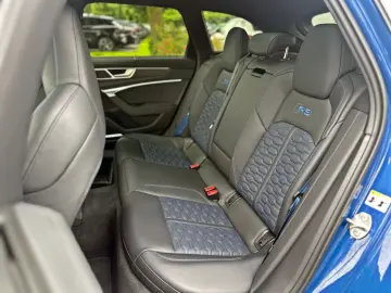 AUDI RS6 Avant quattro performance - LIVRARE RAPIDA!