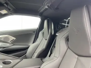 Corvette C8 Stingray Coupe 6 2 V8 2LT MY2