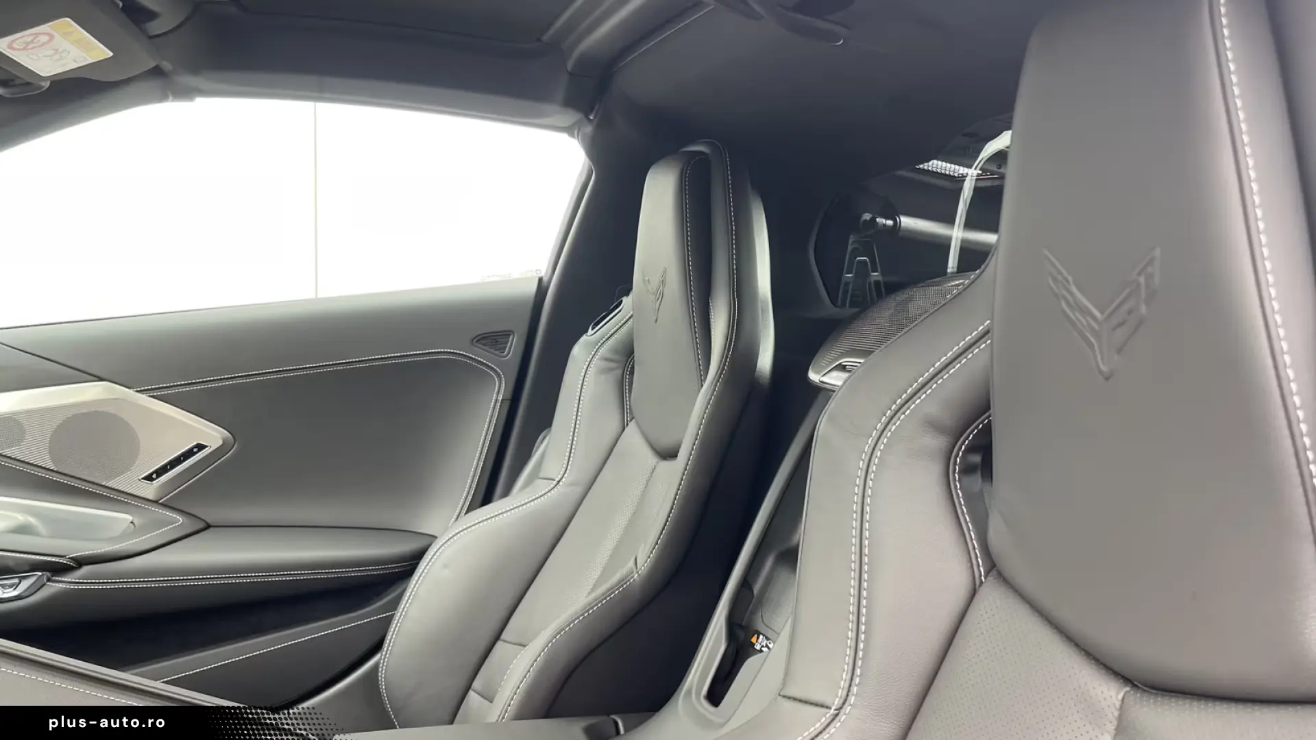 Corvette C8 Stingray Coupe 6 2 V8 2LT MY2