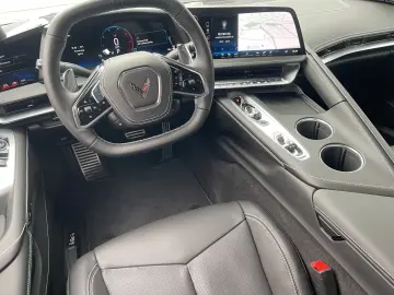 Corvette C8 Stingray Coupe 6 2 V8 2LT MY2