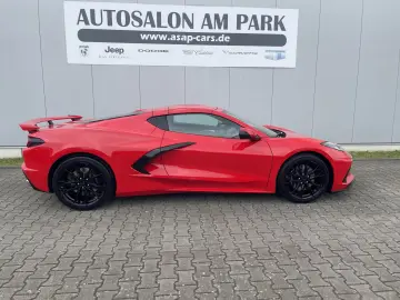 Corvette C8 Stingray Coupe 6 2 V8 2LT MY2