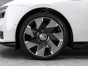 ROLLS ROYCE Spectre