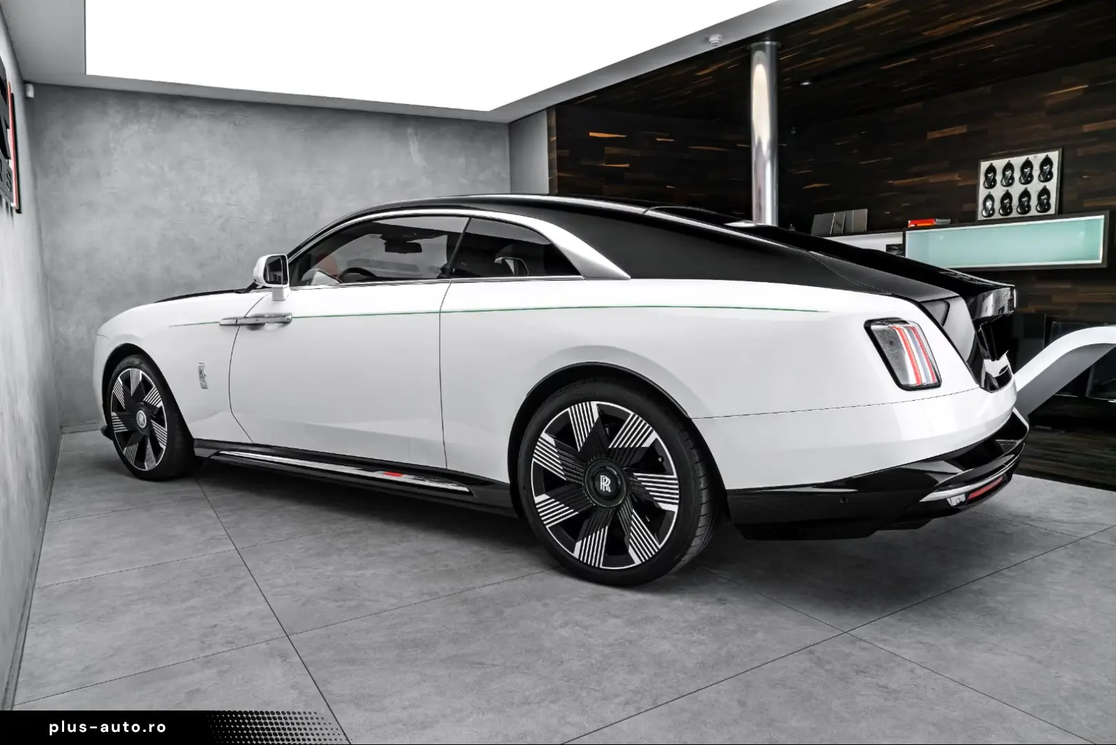 ROLLS ROYCE Spectre