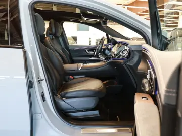MERCEDES-BENZ EQS 580 4M SUV AMG - LIVRARE RAPIDA!