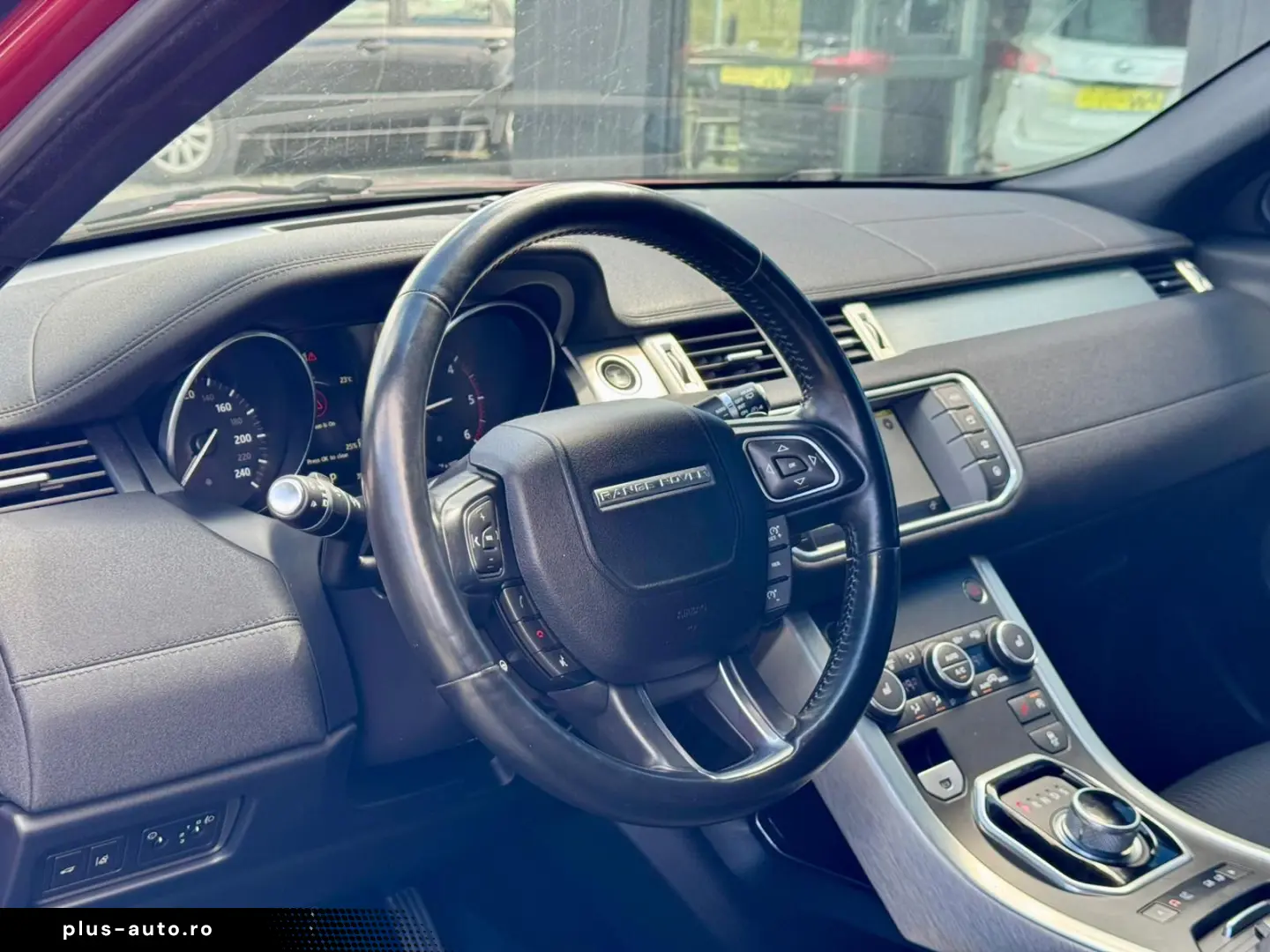 Land-Rover Range-Rover-Evoque