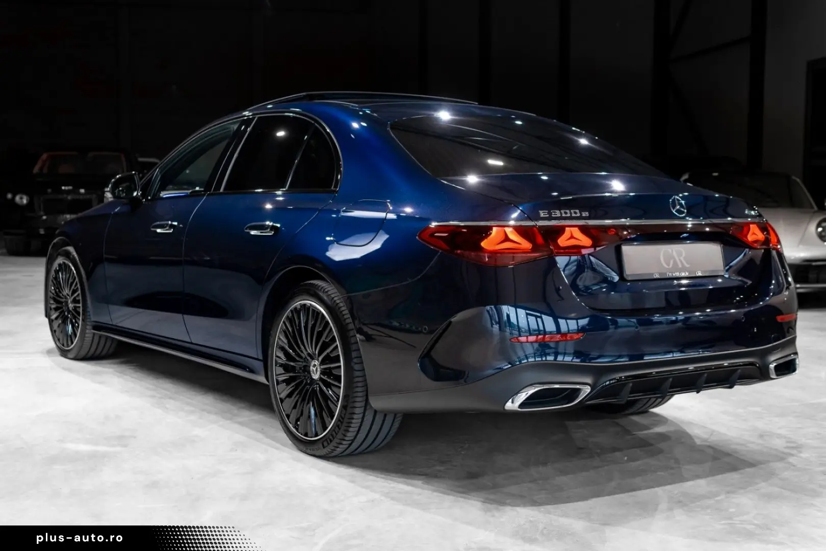 MERCEDES-BENZ E 300 E 4Matic AMG Line NightPack DigiatlLED