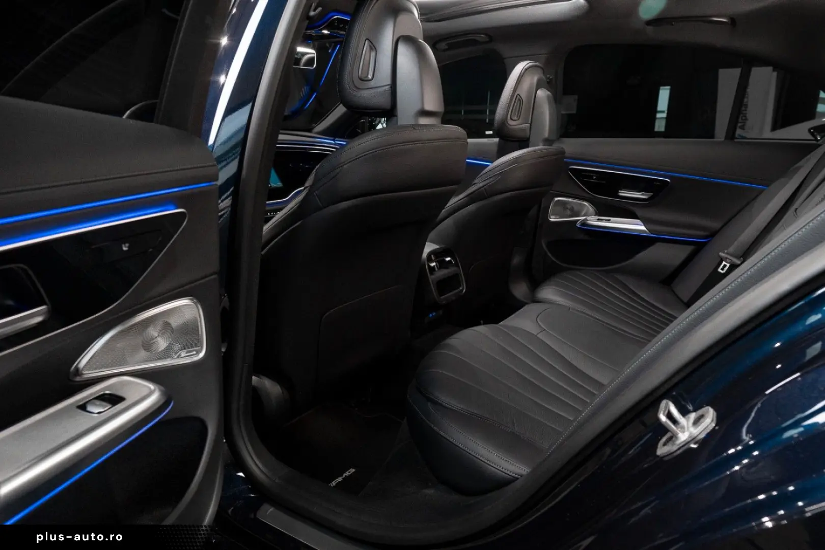 MERCEDES-BENZ E 300 E 4Matic AMG Line NightPack DigiatlLED