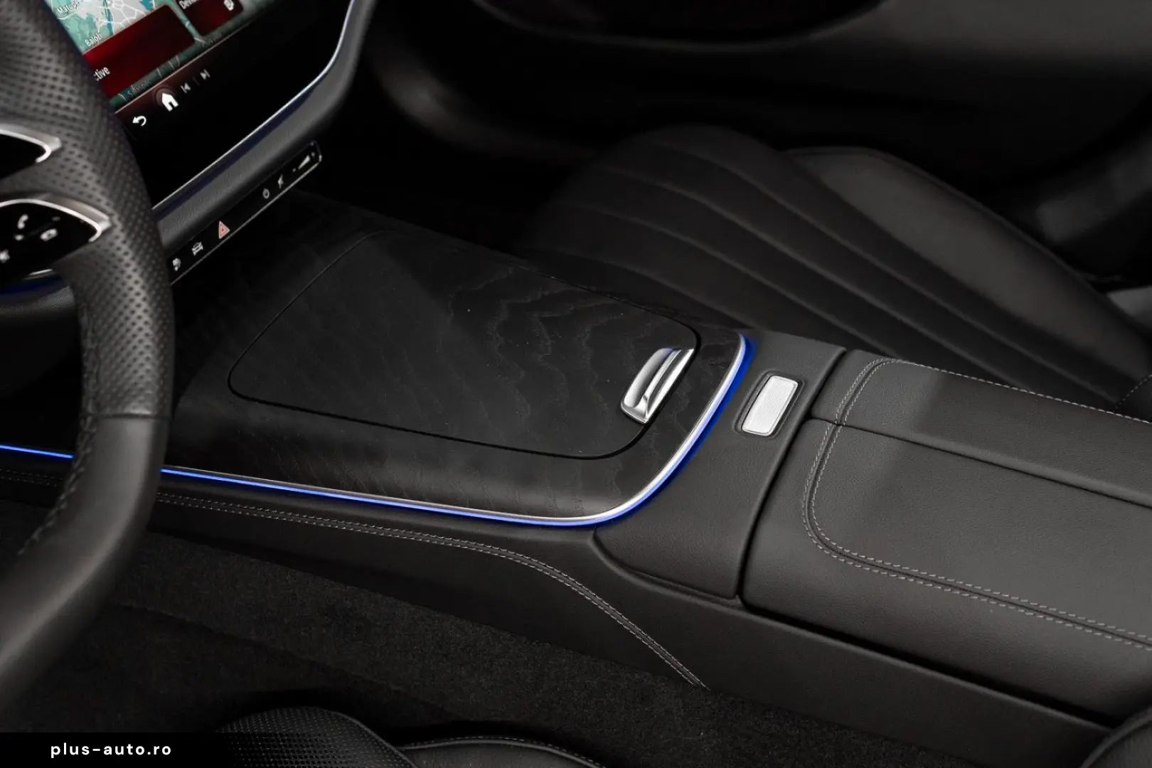 MERCEDES-BENZ E 300 E 4Matic AMG Line NightPack DigiatlLED