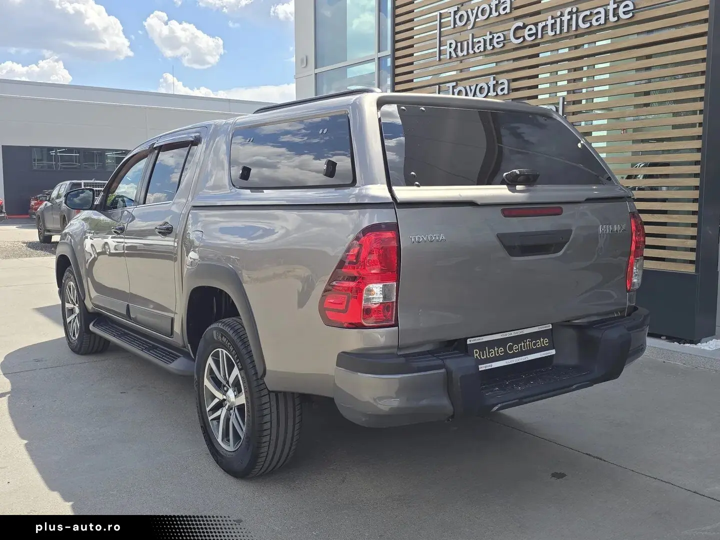 Toyota Hilux 2.4 D-4D Executive 4x4 Double Cab