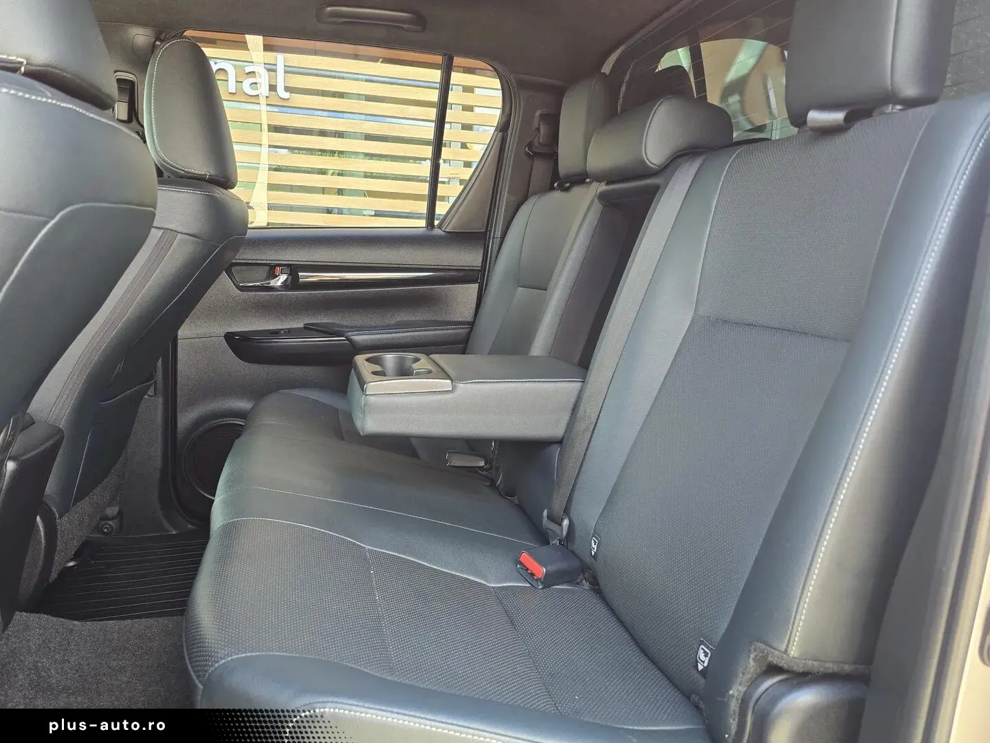 Toyota Hilux 2.4 D-4D Executive 4x4 Double Cab