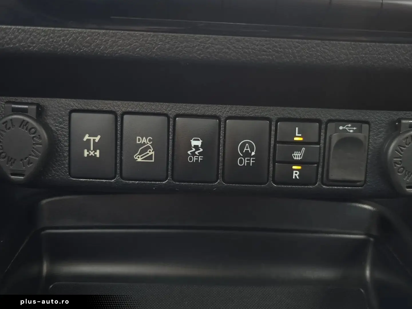 Toyota Hilux 2.4 D-4D Executive 4x4 Double Cab