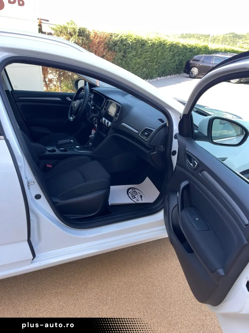 Renault Megane 1.5DCI  116CP  EDC  LED  Navi  Pilot  Scaune