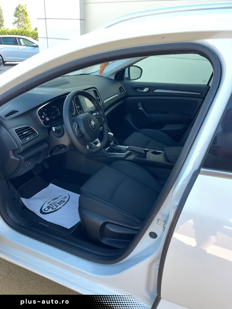Renault Megane 1.5DCI  116CP  EDC  LED  Navi  Pilot  Scaune