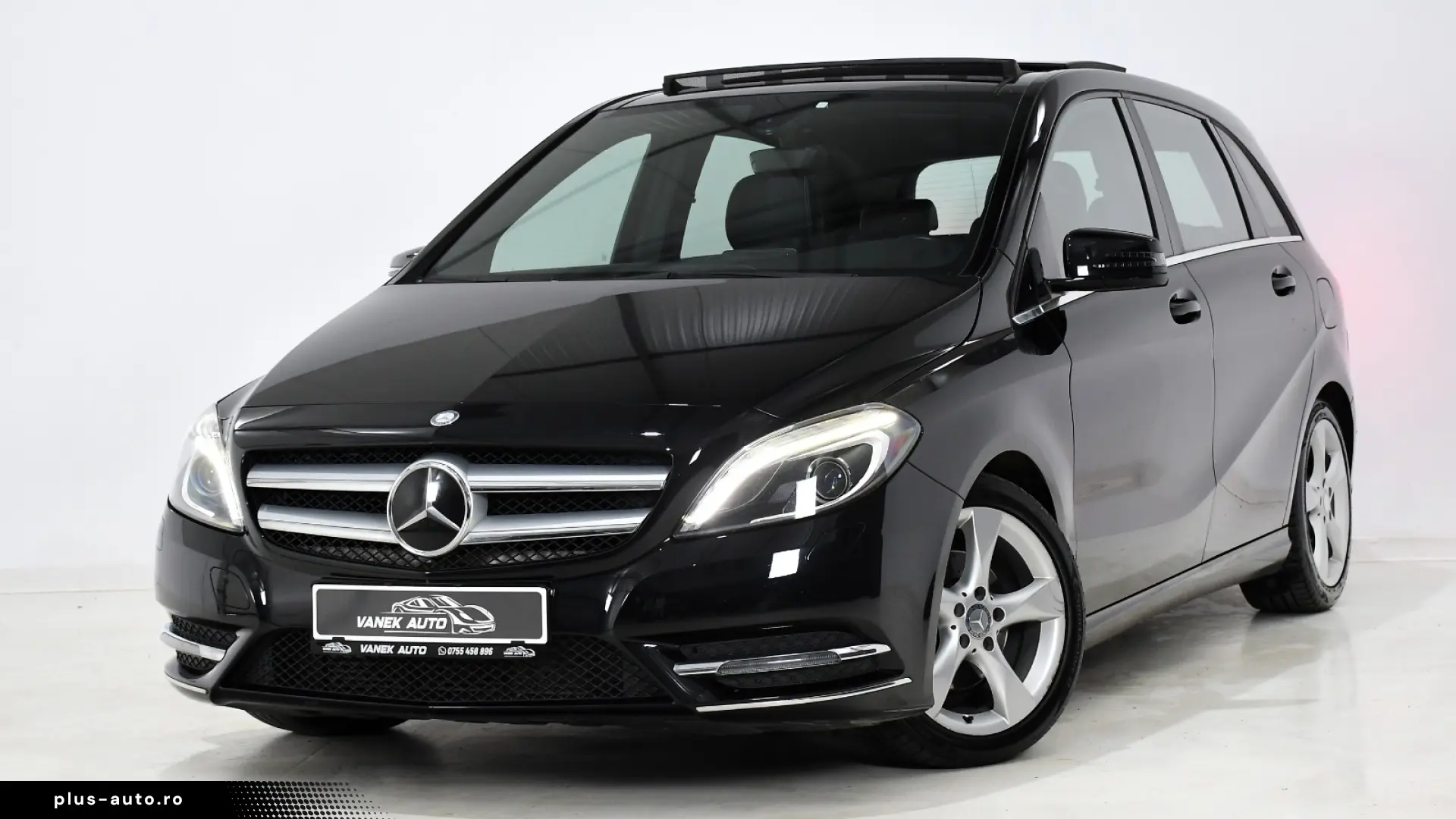 Mercedes-Benz B 180 AMG LINE