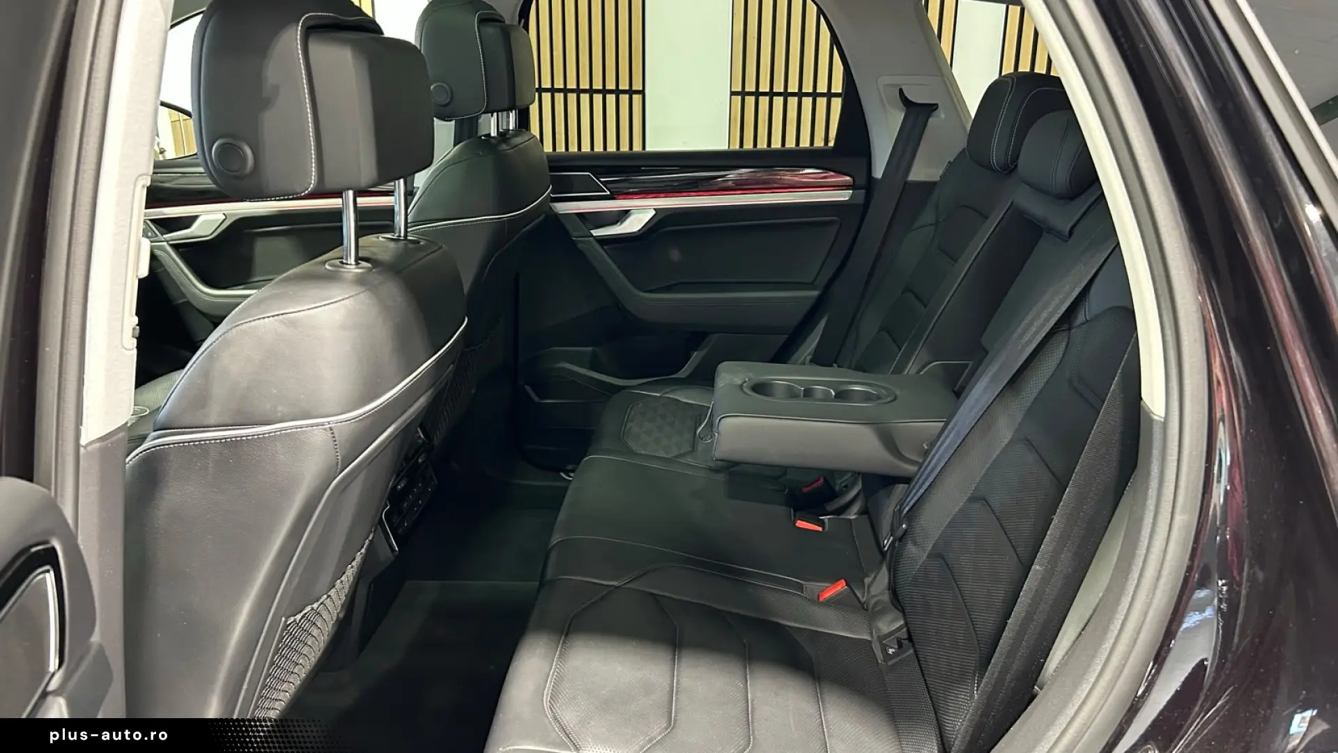Volkswagen Touareg 3.0TDI Elegance Nightv. Matrix Pano Masaj
