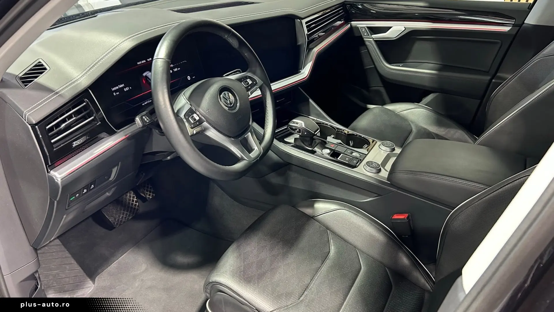Volkswagen Touareg 3.0TDI Elegance Nightv. Matrix Pano Masaj