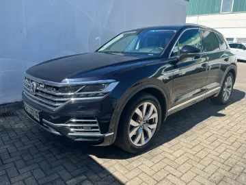 Volkswagen Touareg 3.0TDI Elegance Nightv. Matrix Pano Masaj