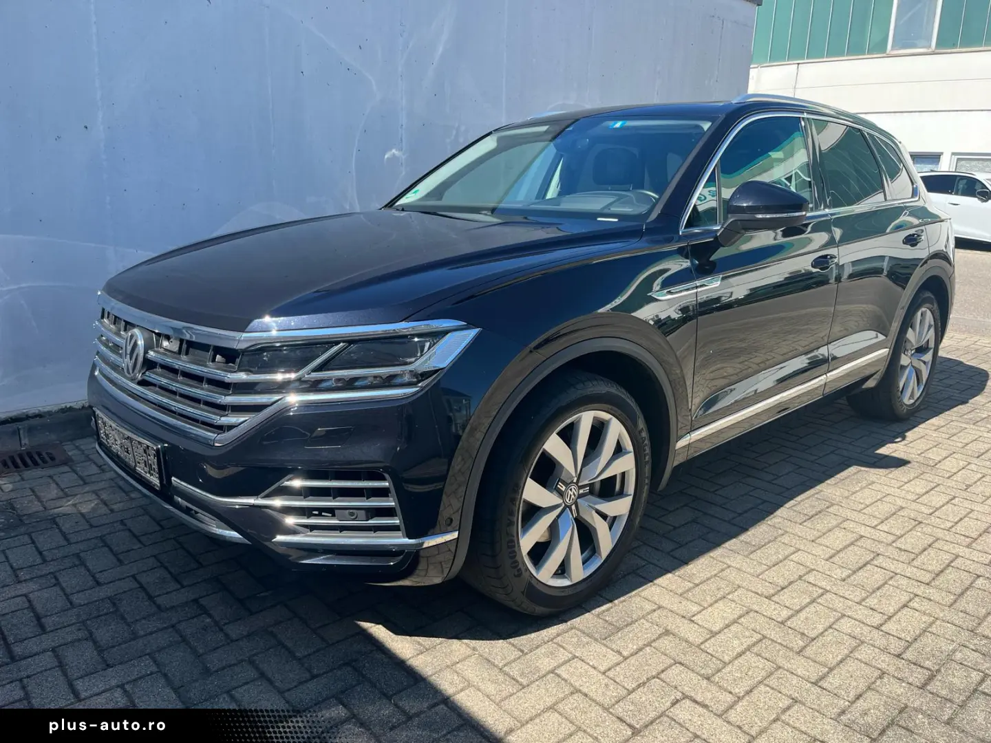 Volkswagen Touareg 3.0TDI Elegance Nightv. Matrix Pano Masaj