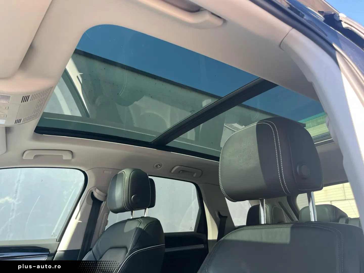 Volkswagen Touareg 3.0TDI Elegance Nightv. Matrix Pano Masaj