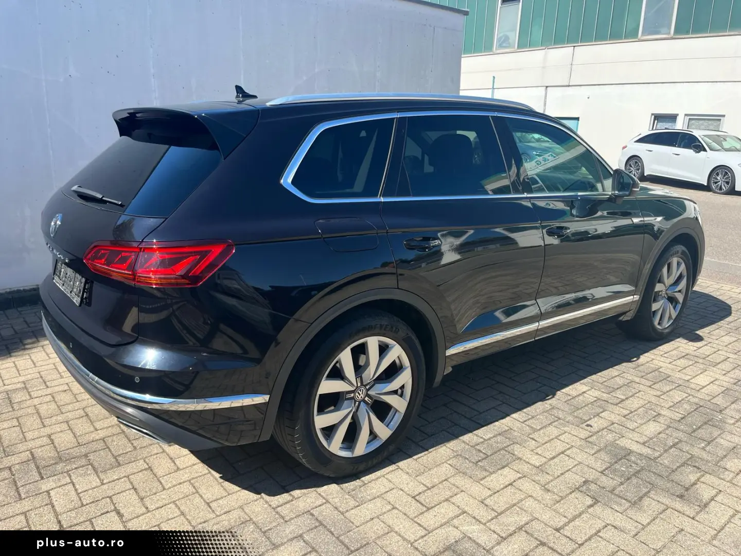 Volkswagen Touareg 3.0TDI Elegance Nightv. Matrix Pano Masaj