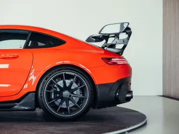 MERCEDES-BENZ AMG GT Coupe Black Series  Magmabeam  MwSt.
