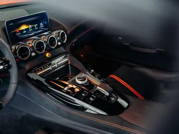MERCEDES-BENZ AMG GT Coupe Black Series  Magmabeam  MwSt.