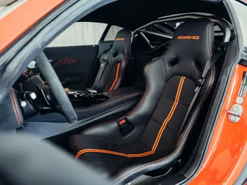 MERCEDES-BENZ AMG GT Coupe Black Series  Magmabeam  MwSt.