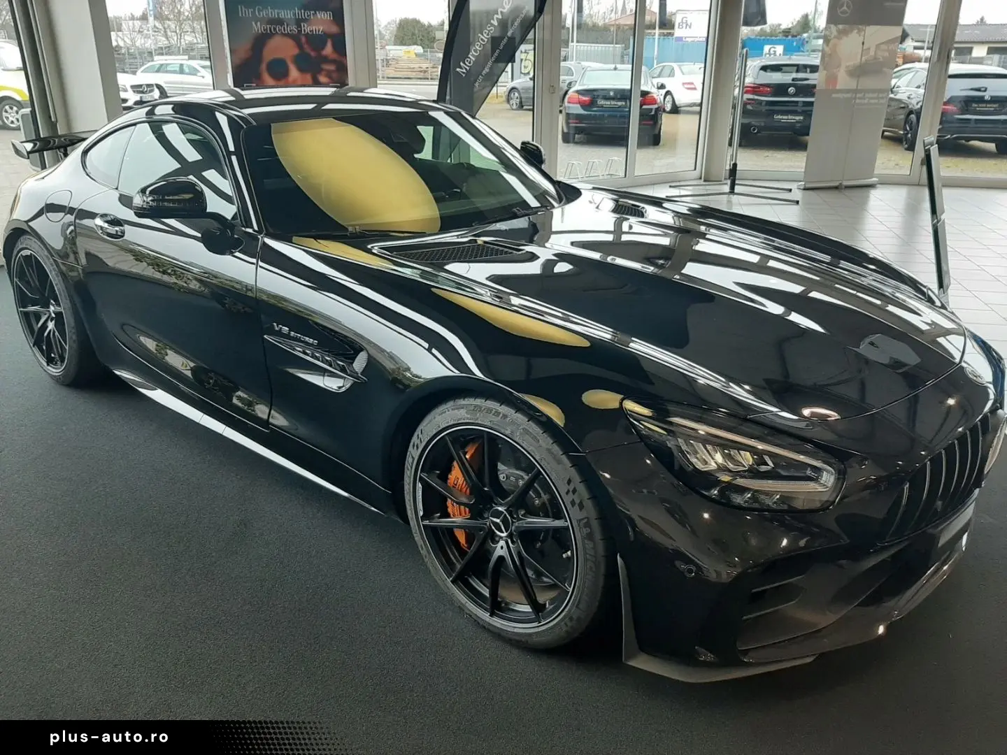 MERCEDES-BENZ AMG GT R Coupe AMG Track Package Burmester