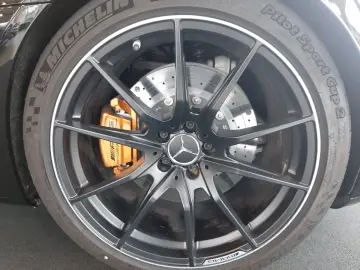 MERCEDES-BENZ AMG GT R Coupe AMG Track Package Burmester