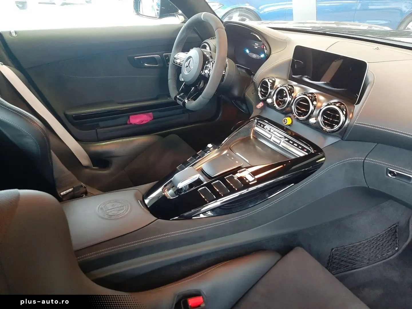 MERCEDES-BENZ AMG GT R Coupe AMG Track Package Burmester