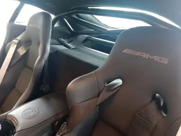 MERCEDES-BENZ AMG GT R Coupe AMG Track Package Burmester