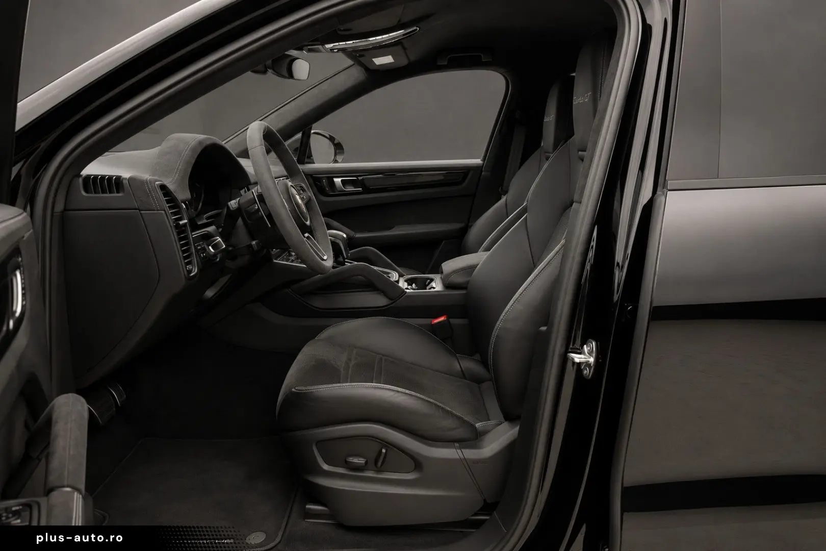 PORSCHE Cayenne Coupé Turbo GT  22