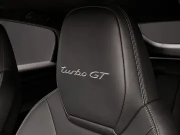 PORSCHE Cayenne Coupé Turbo GT  22