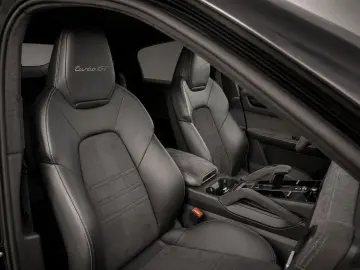 PORSCHE Cayenne Coupé Turbo GT  22
