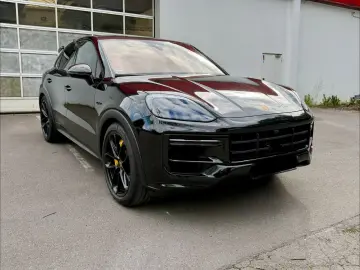 PORSCHE Cayenne Turbo Coupe mit GT-Paket Burmester'PDCC