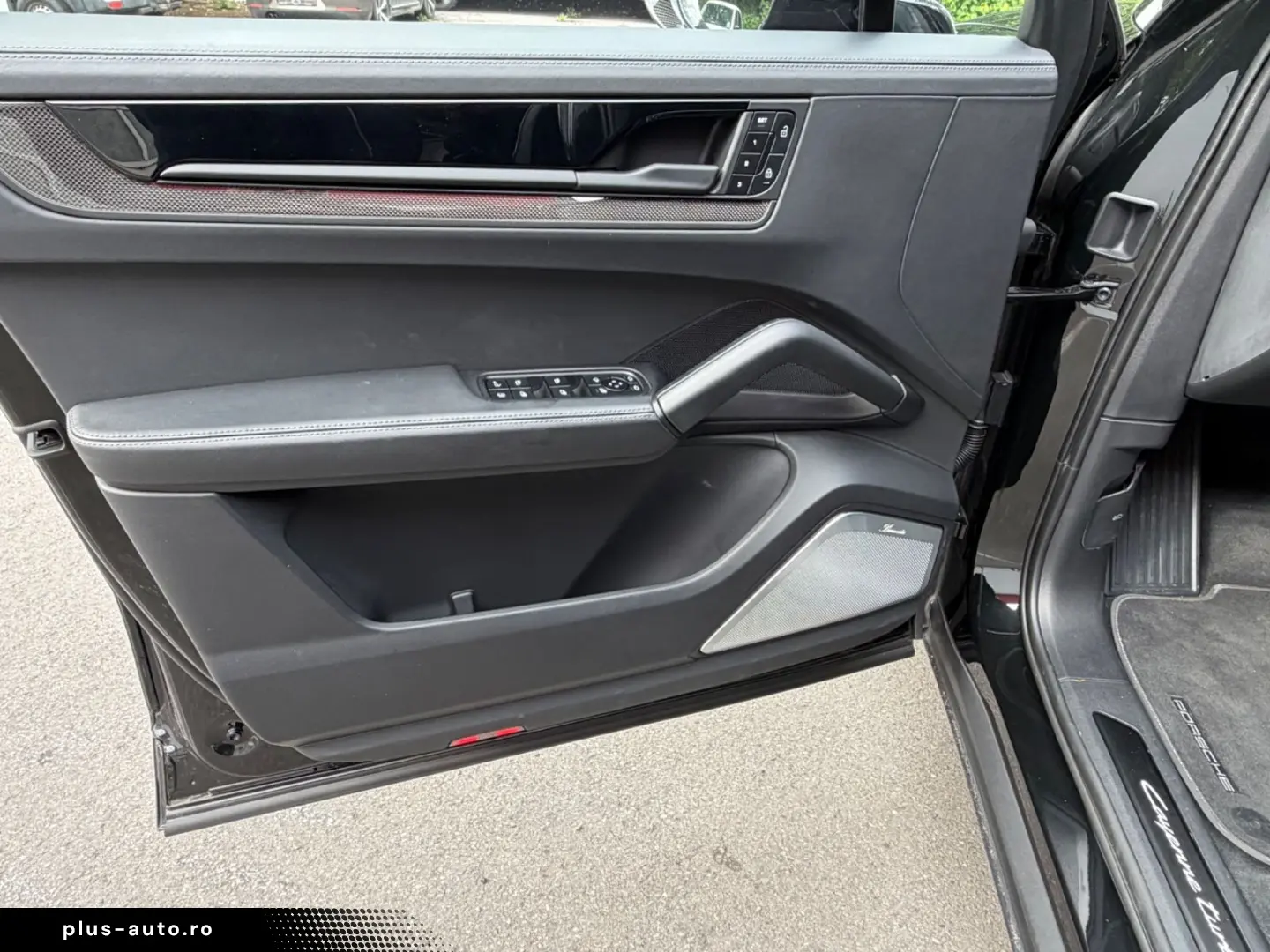 PORSCHE Cayenne Turbo Coupe mit GT-Paket Burmester'PDCC