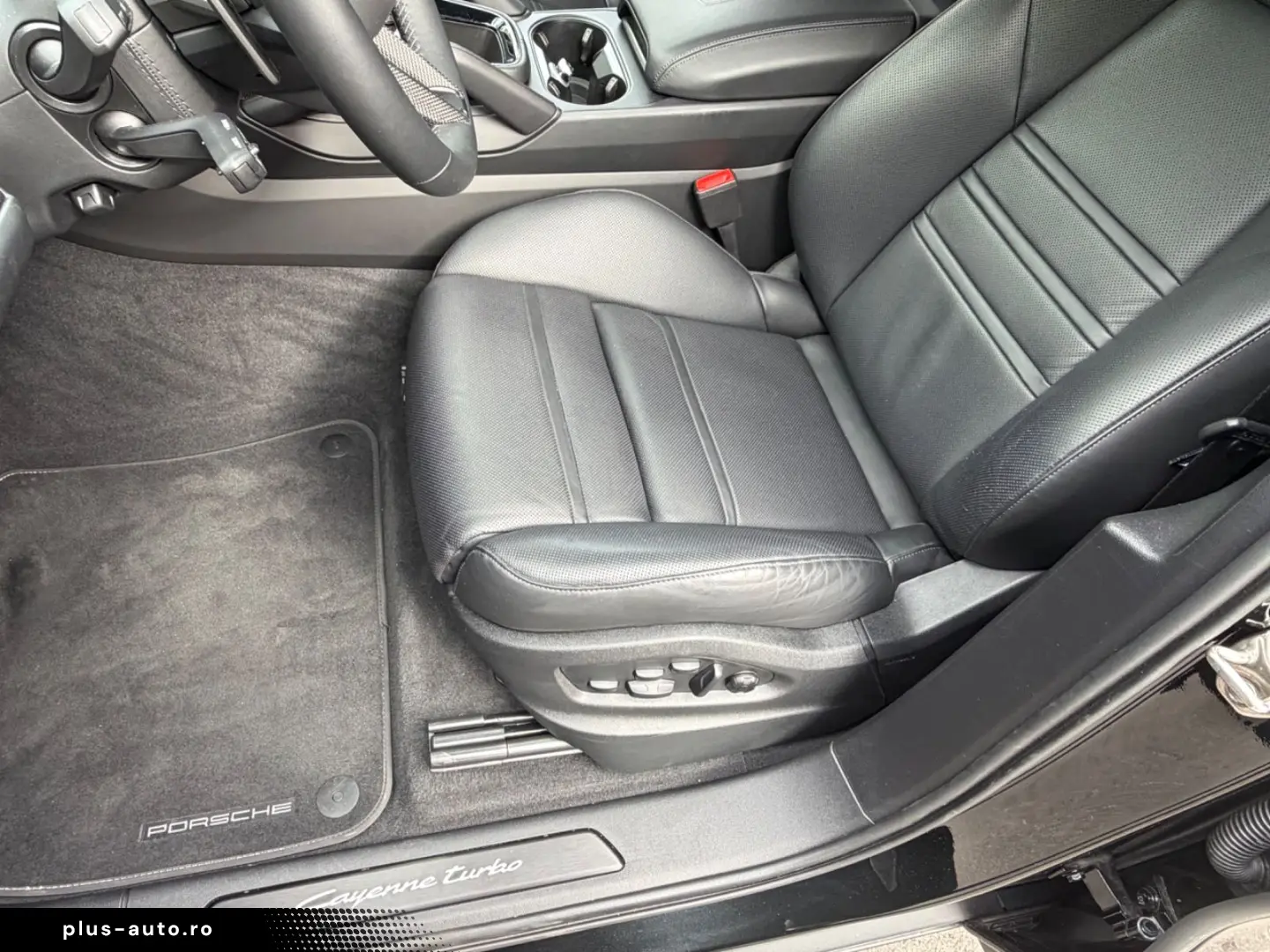 PORSCHE Cayenne Turbo Coupe mit GT-Paket Burmester'PDCC