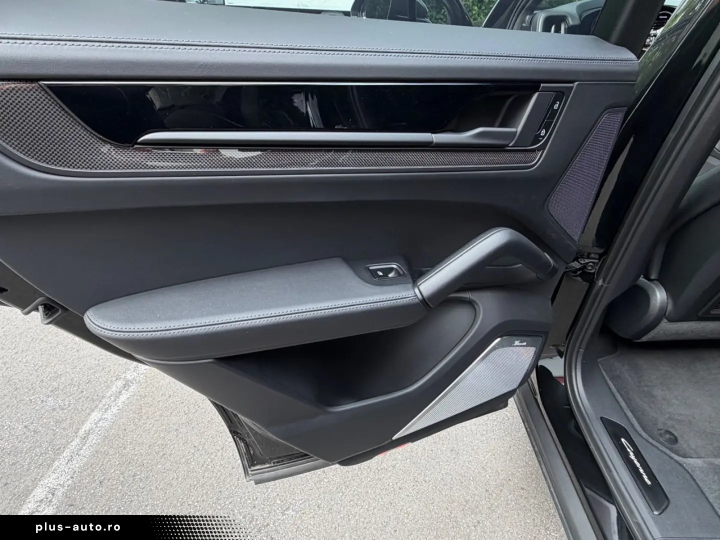 PORSCHE Cayenne Turbo Coupe mit GT-Paket Burmester'PDCC