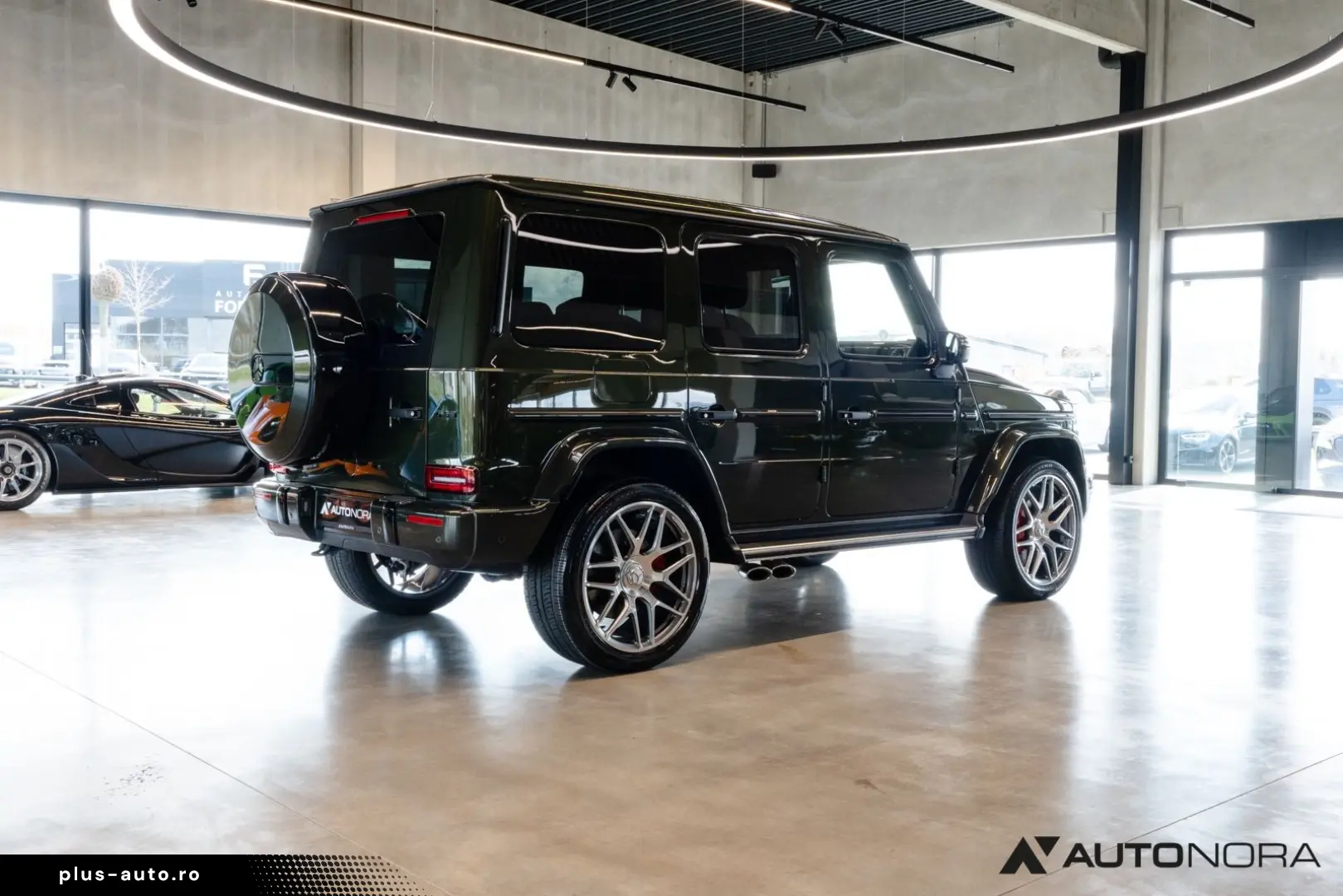 MERCEDES-BENZ G 63 AMG Night Burmester Manufaktur