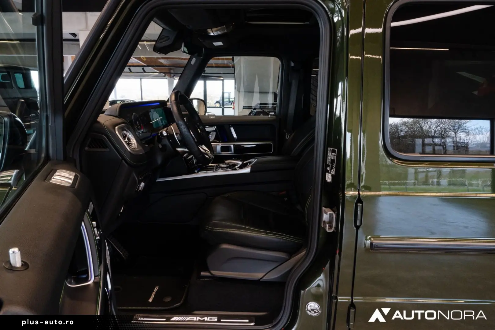 MERCEDES-BENZ G 63 AMG Night Burmester Manufaktur