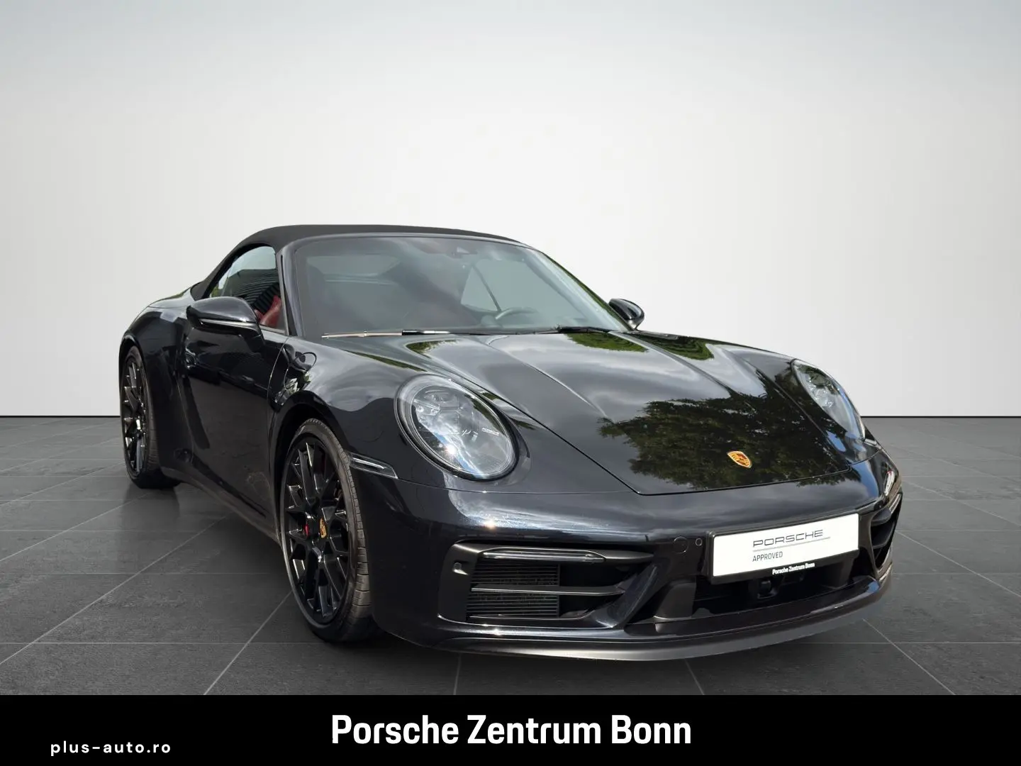 PORSCHE 992 (911) Carrera 4 GTS Cabriolet