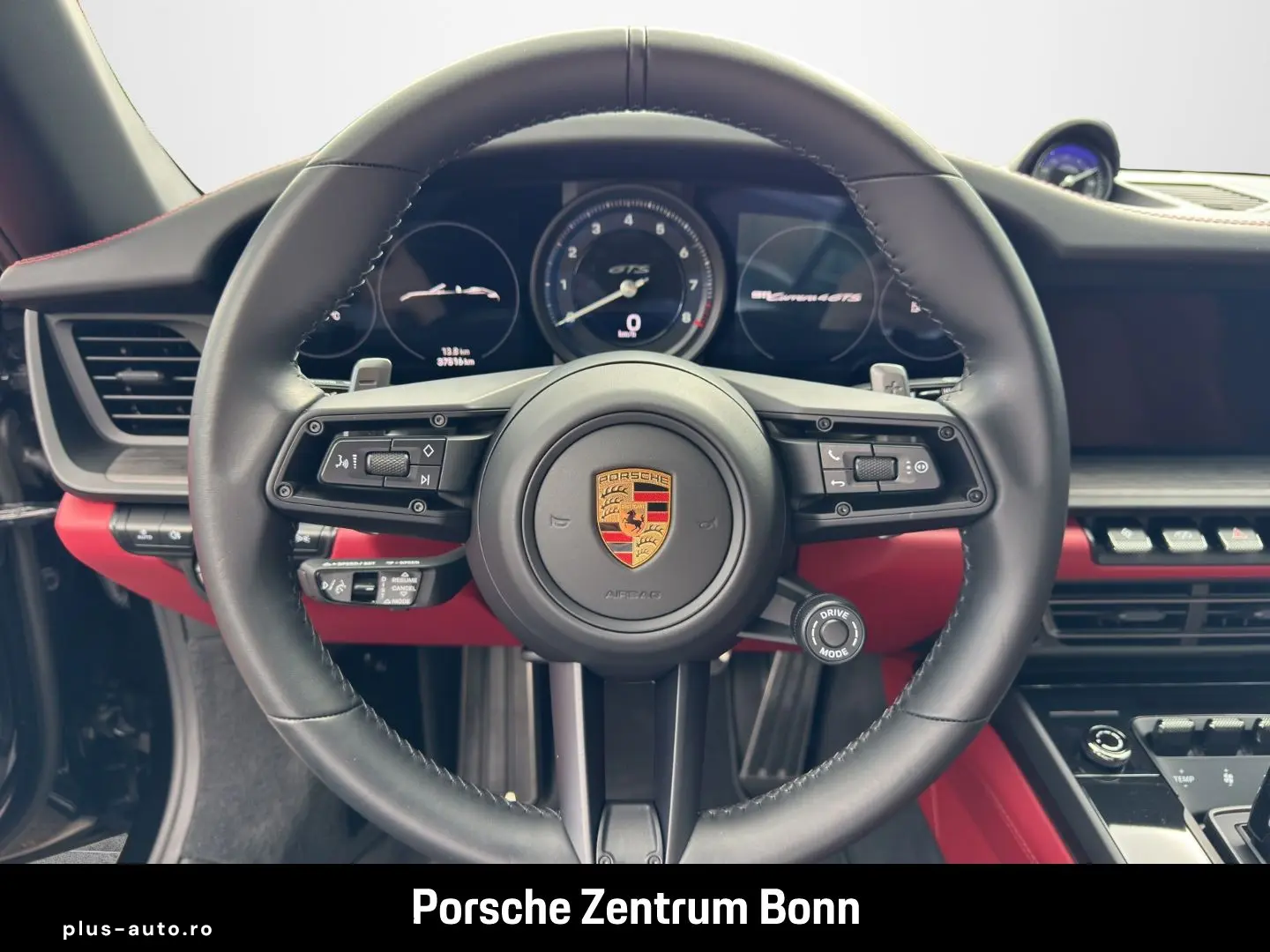 PORSCHE 992 (911) Carrera 4 GTS Cabriolet