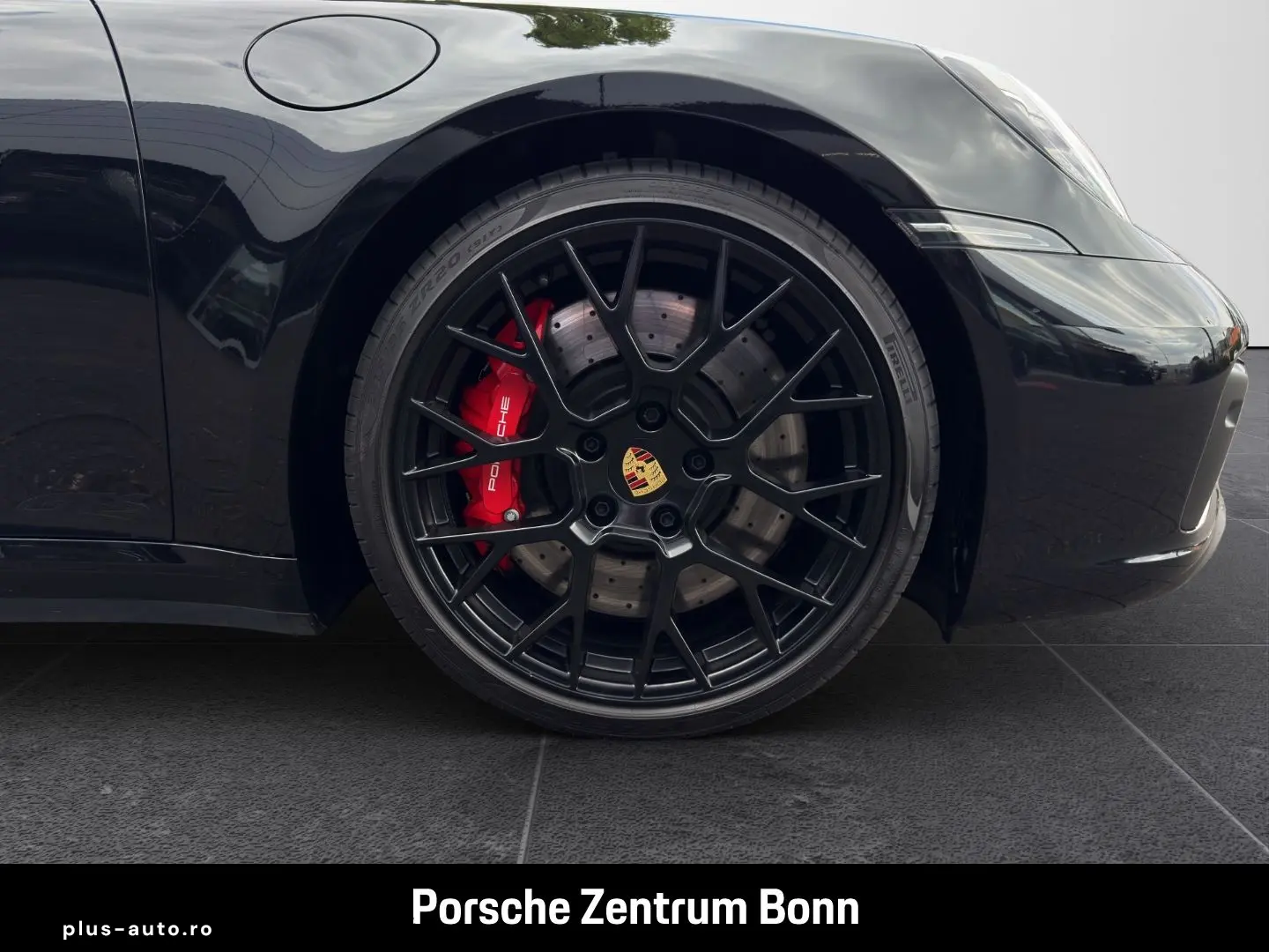 PORSCHE 992 (911) Carrera 4 GTS Cabriolet
