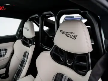 PORSCHE 992 GT3RS Weissach CXX PTS Veilchenlilametallic