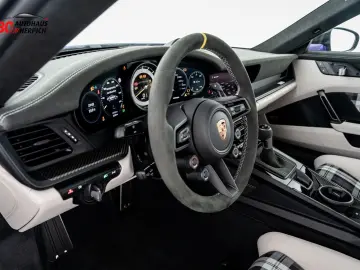 PORSCHE 992 GT3RS Weissach CXX PTS Veilchenlilametallic