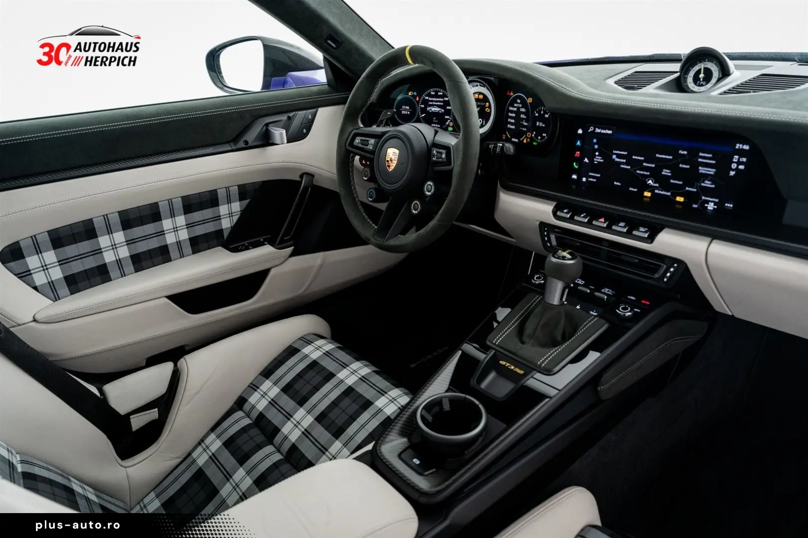 PORSCHE 992 GT3RS Weissach CXX PTS Veilchenlilametallic