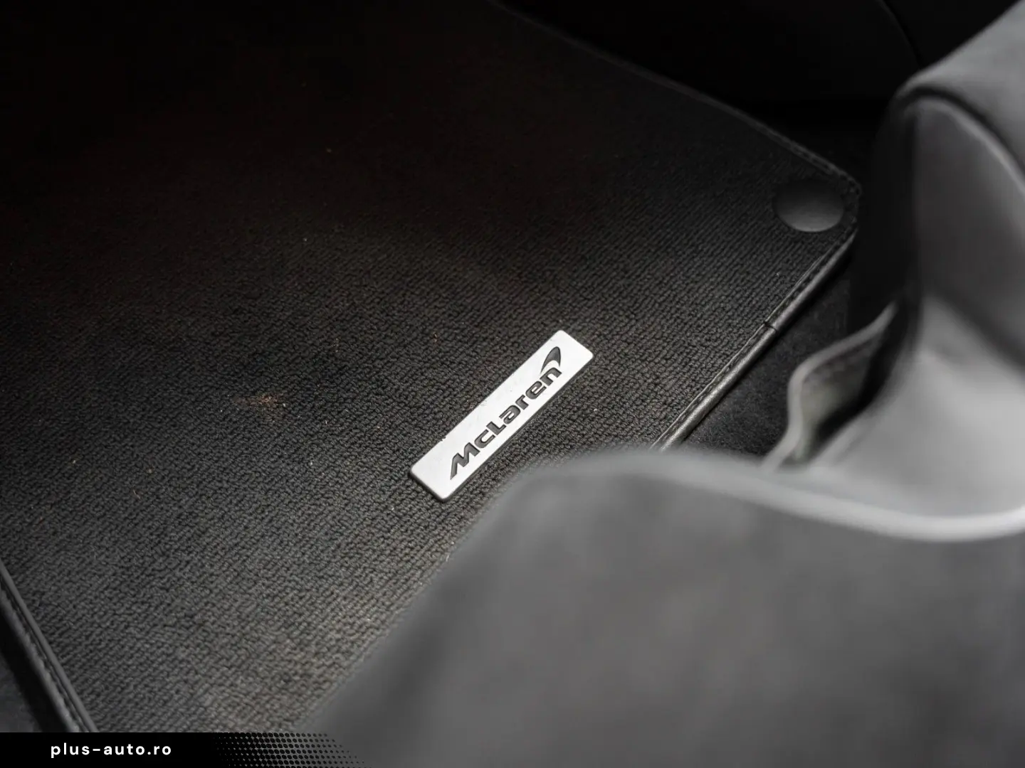 MCLAREN Artura   3 Jahre Garantie & 2 Jahre Service inkl