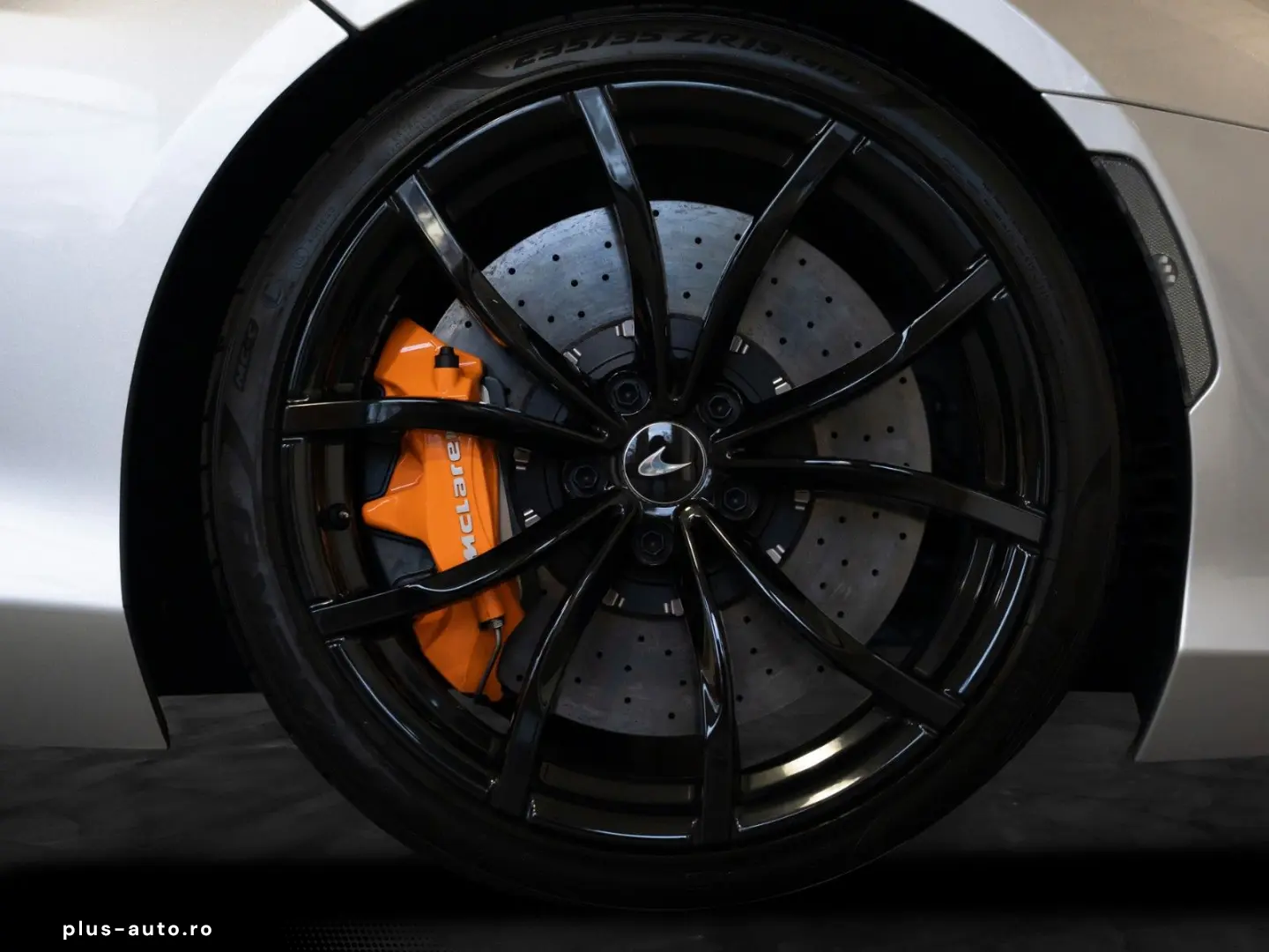 MCLAREN Artura   3 Jahre Garantie & 2 Jahre Service inkl