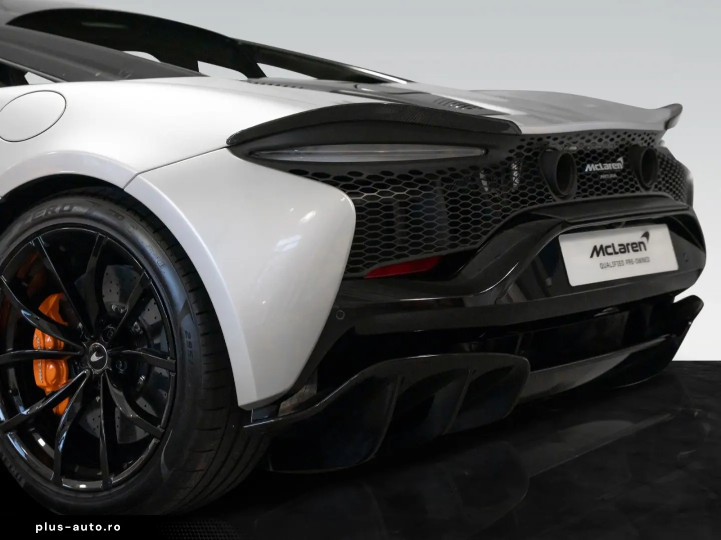 MCLAREN Artura   3 Jahre Garantie & 2 Jahre Service inkl